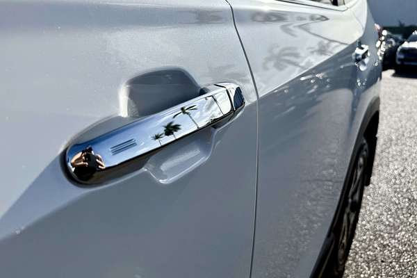 2023 Subaru Forester Hybrid L S5