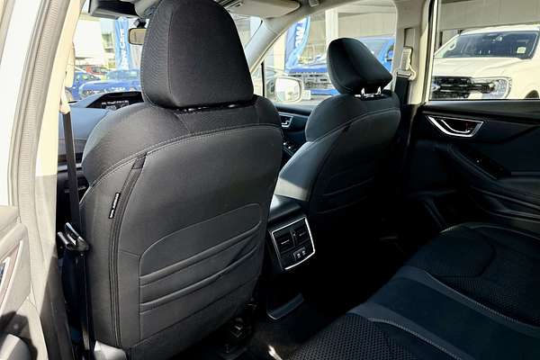2023 Subaru Forester Hybrid L S5