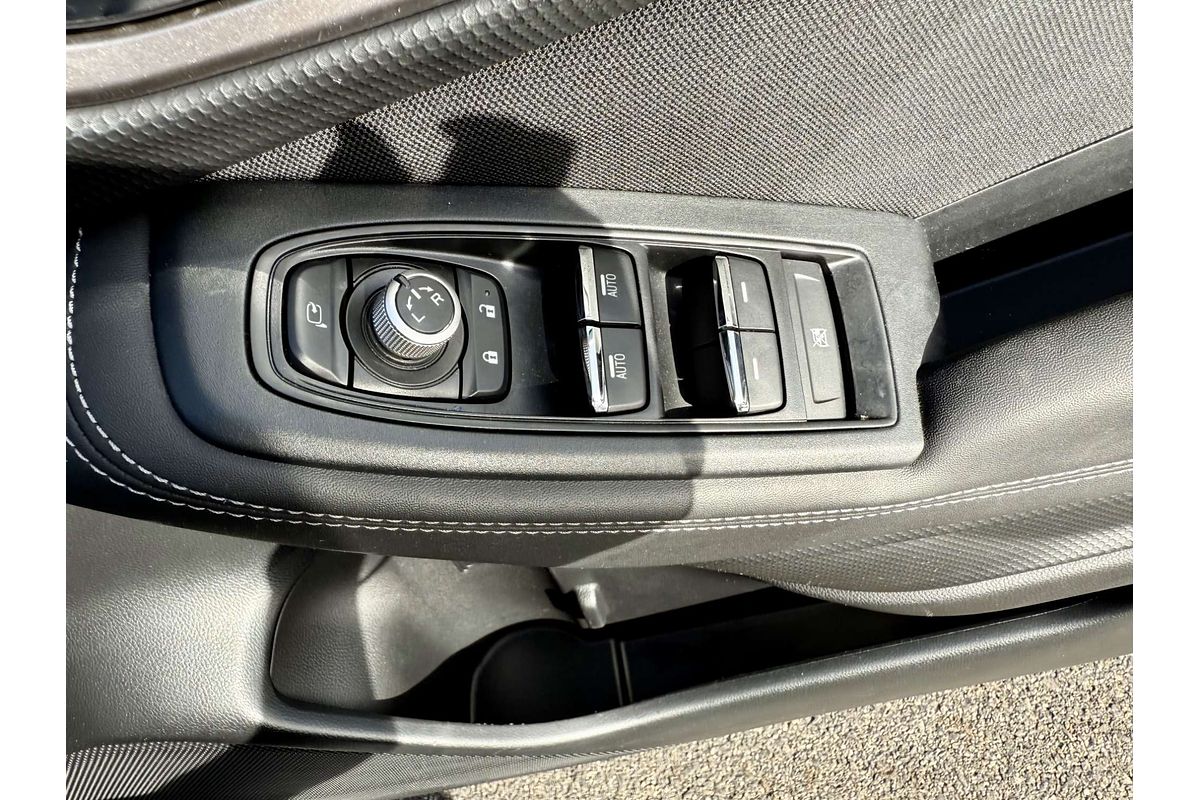 2023 Subaru Forester Hybrid L S5