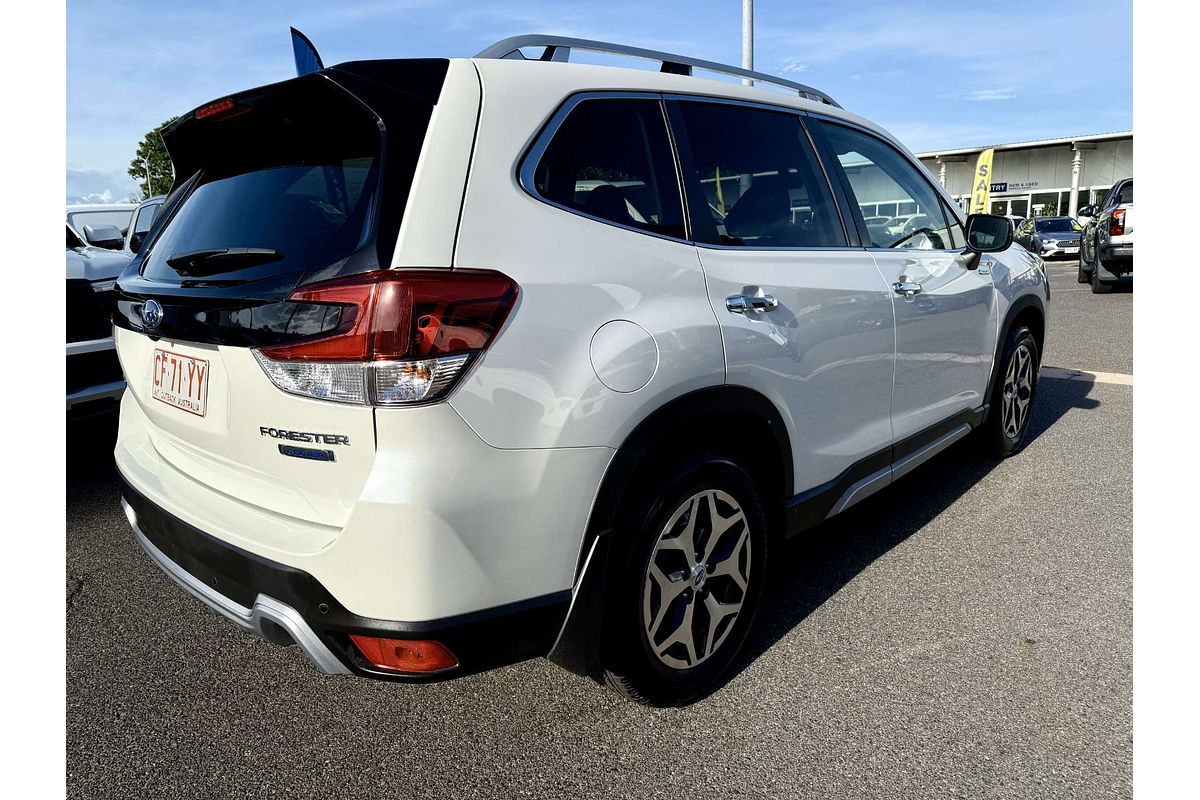2023 Subaru Forester Hybrid L S5