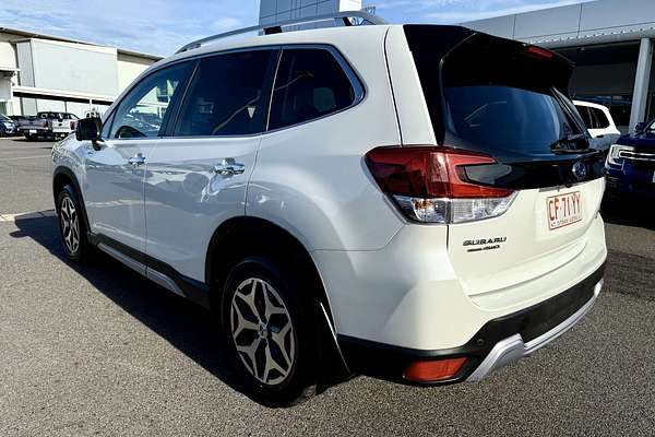 2023 Subaru Forester Hybrid L S5