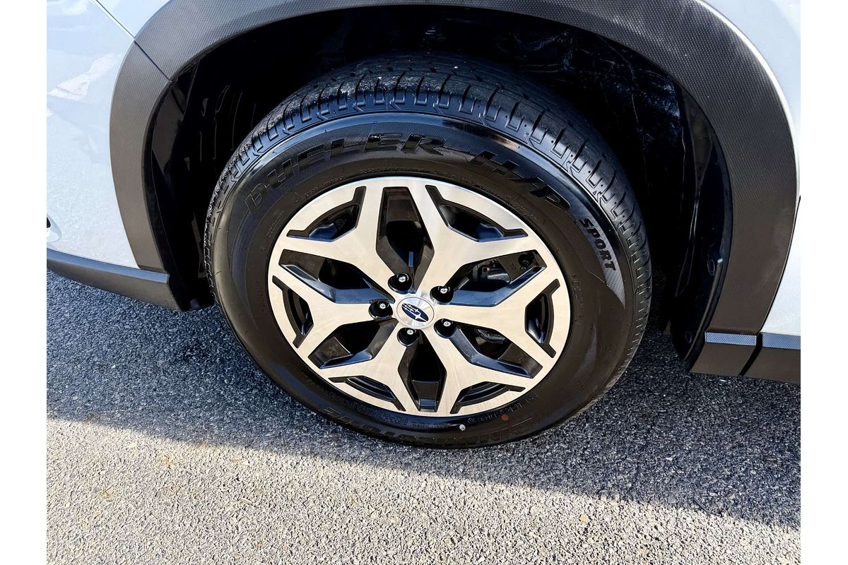 2023 Subaru Forester Hybrid L S5