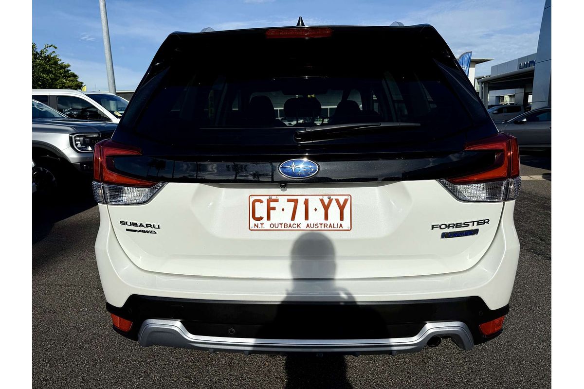 2023 Subaru Forester Hybrid L S5