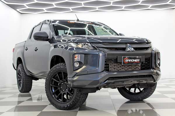 2022 Mitsubishi Triton GLX MR 4X4