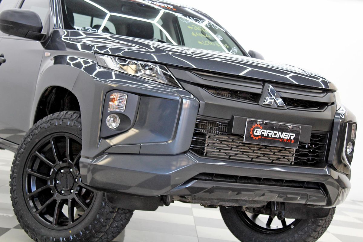 2022 Mitsubishi Triton GLX MR 4X4