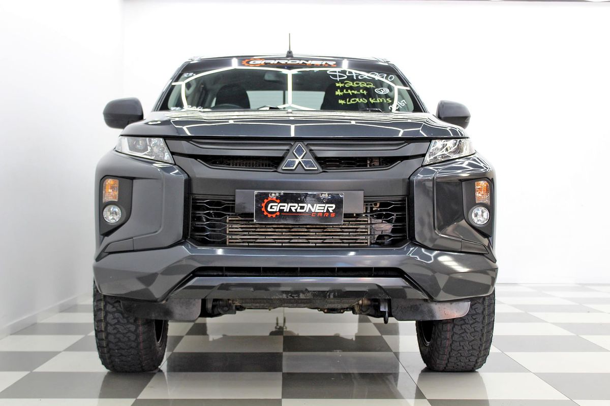 2022 Mitsubishi Triton GLX MR 4X4