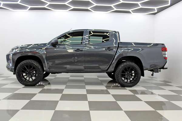 2022 Mitsubishi Triton GLX MR 4X4