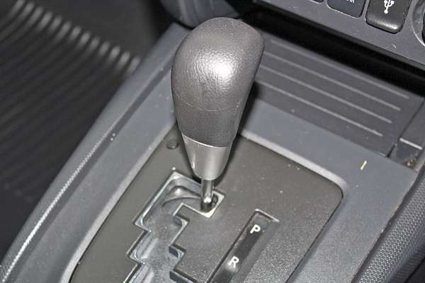 2022 Mitsubishi Triton GLX MR 4X4