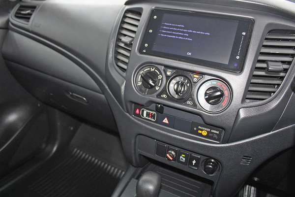 2022 Mitsubishi Triton GLX MR 4X4