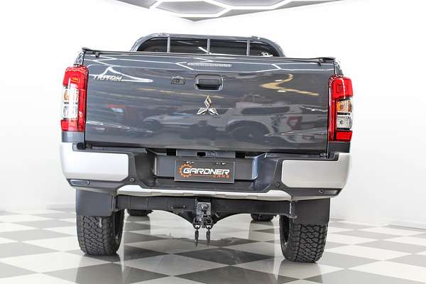 2022 Mitsubishi Triton GLX MR 4X4