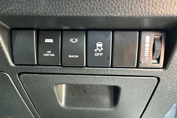 2021 Isuzu D-MAX SX 4X4