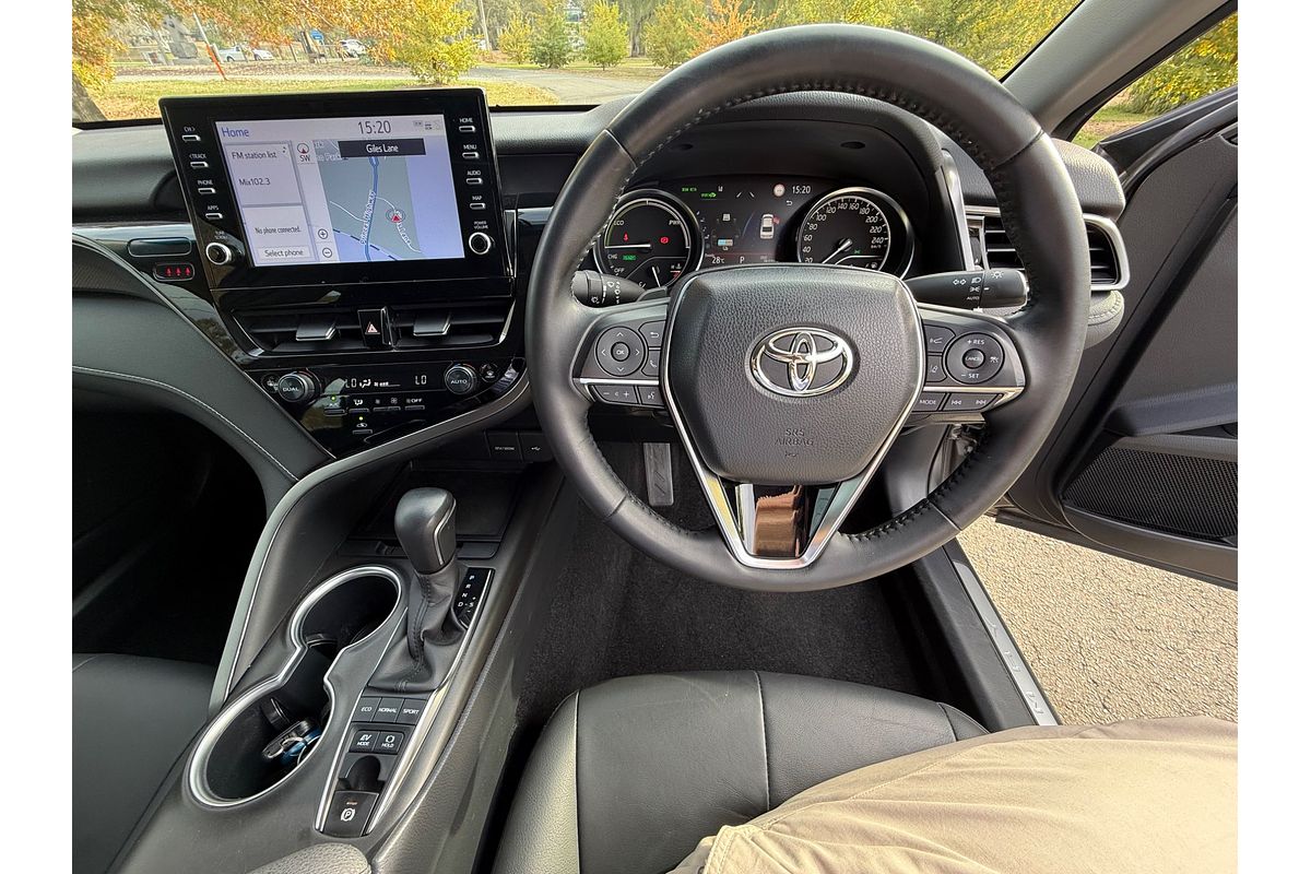 2022 Toyota Camry SX AXVH70R