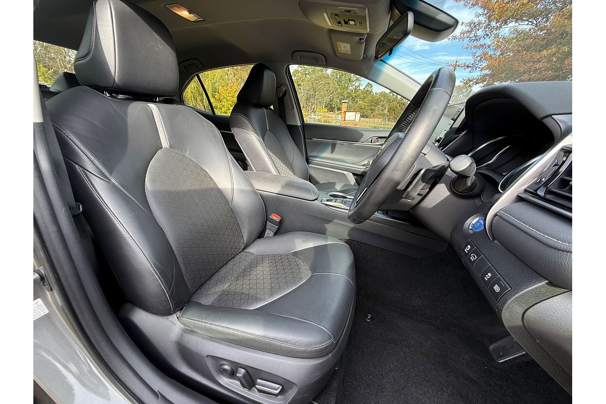 2022 Toyota Camry SX AXVH70R