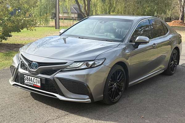 2022 Toyota Camry SX AXVH70R
