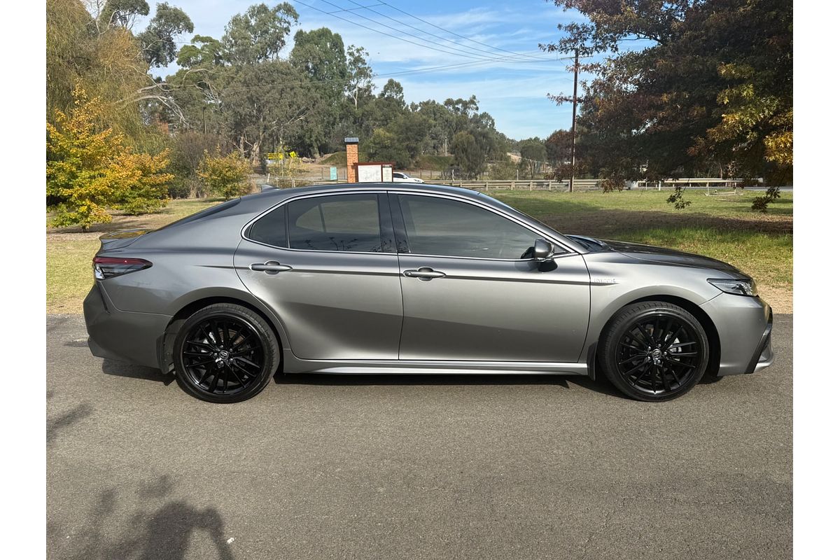 2022 Toyota Camry SX AXVH70R