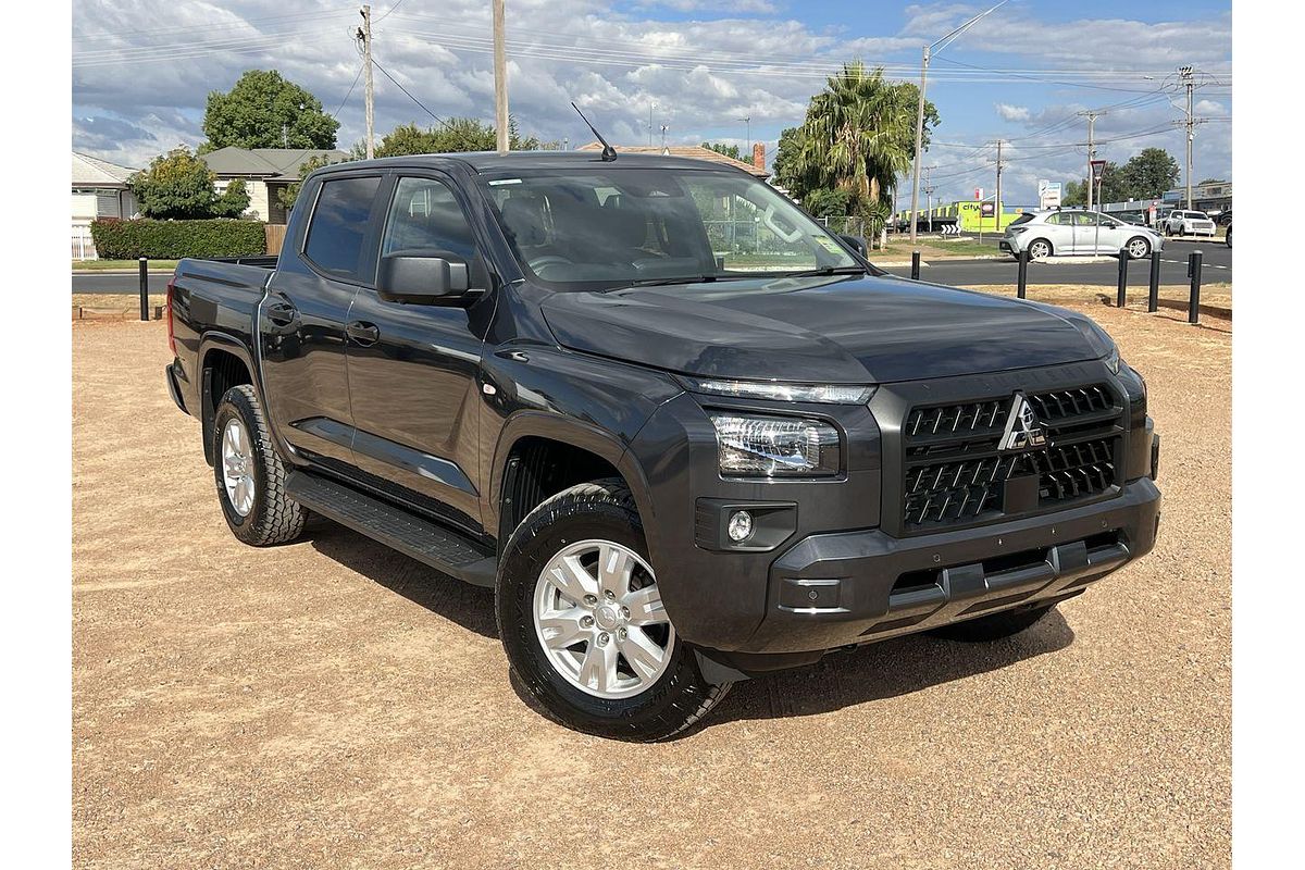 2024 Mitsubishi Triton GLX+ MV 4X4