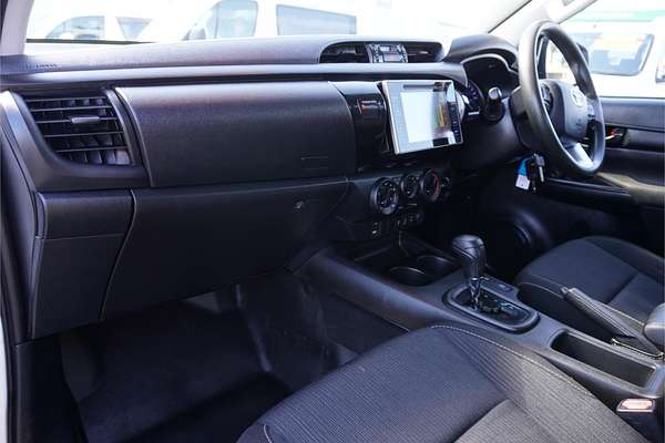 2020 Toyota Hilux SR GUN126R 4X4
