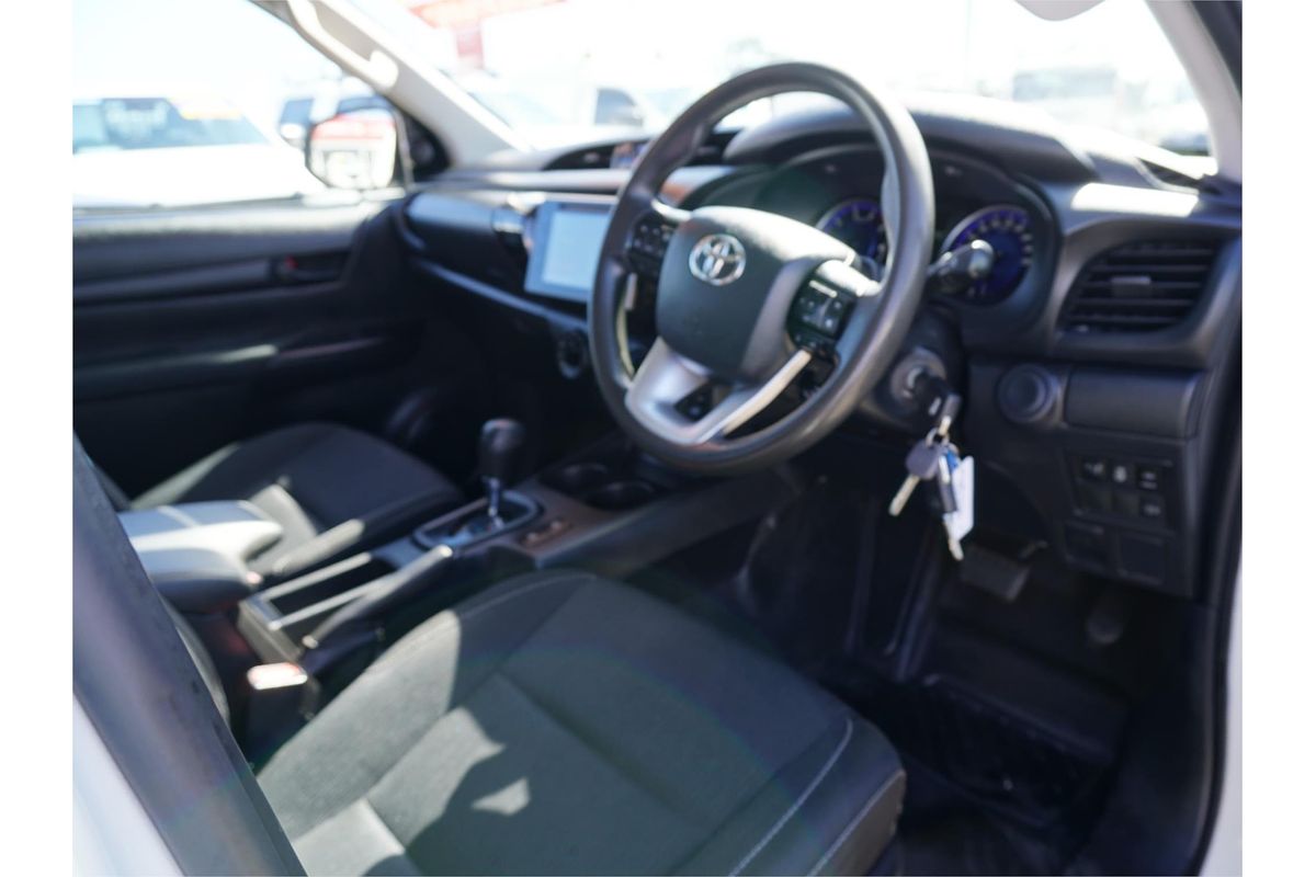 2020 Toyota Hilux SR GUN126R 4X4