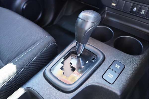 2020 Toyota Hilux SR GUN126R 4X4