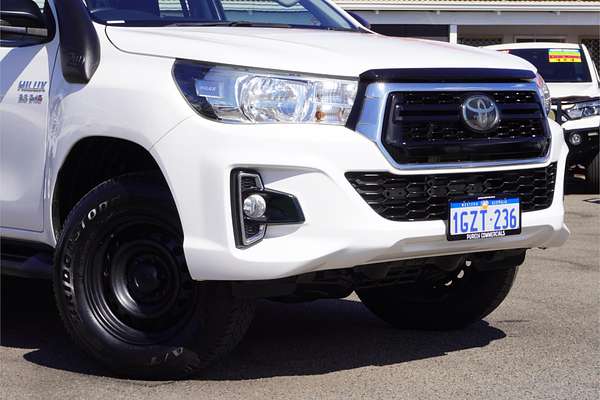 2020 Toyota Hilux SR GUN126R 4X4
