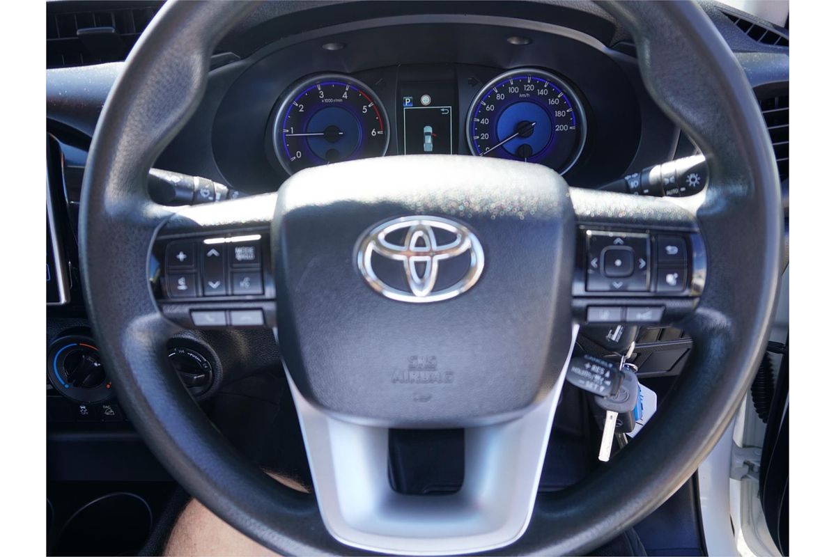 2020 Toyota Hilux SR GUN126R 4X4