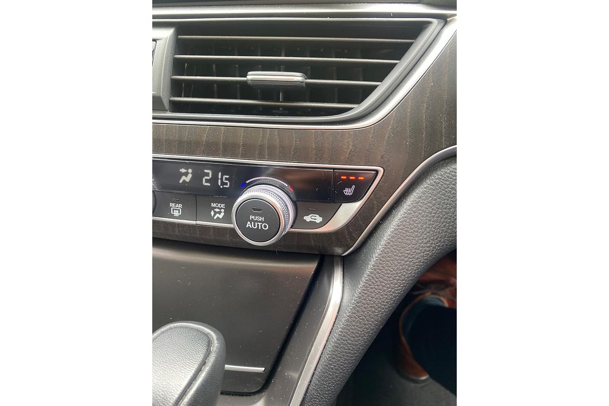 2023 Honda Accord VTi-LX 10th Gen