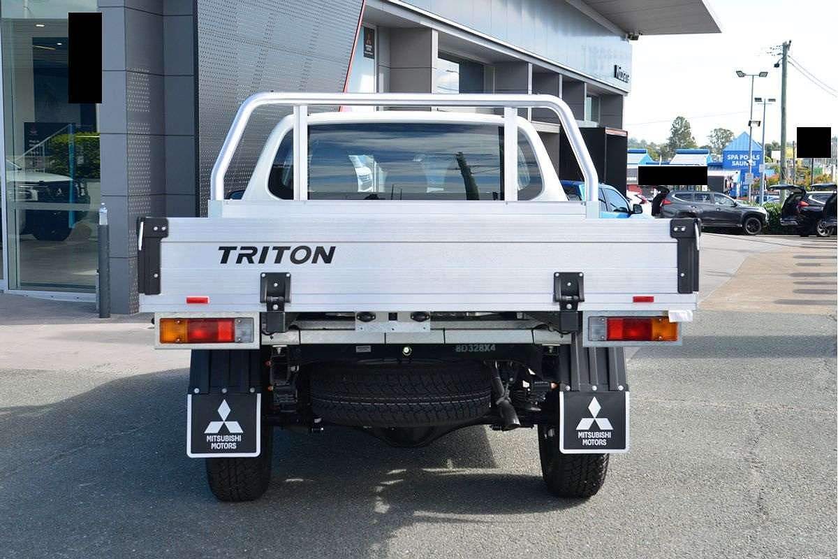 2023 Mitsubishi Triton GLX MR 4X4