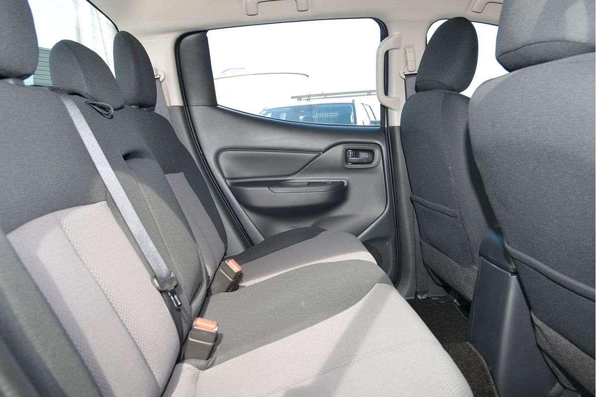 2023 Mitsubishi Triton GLX MR 4X4