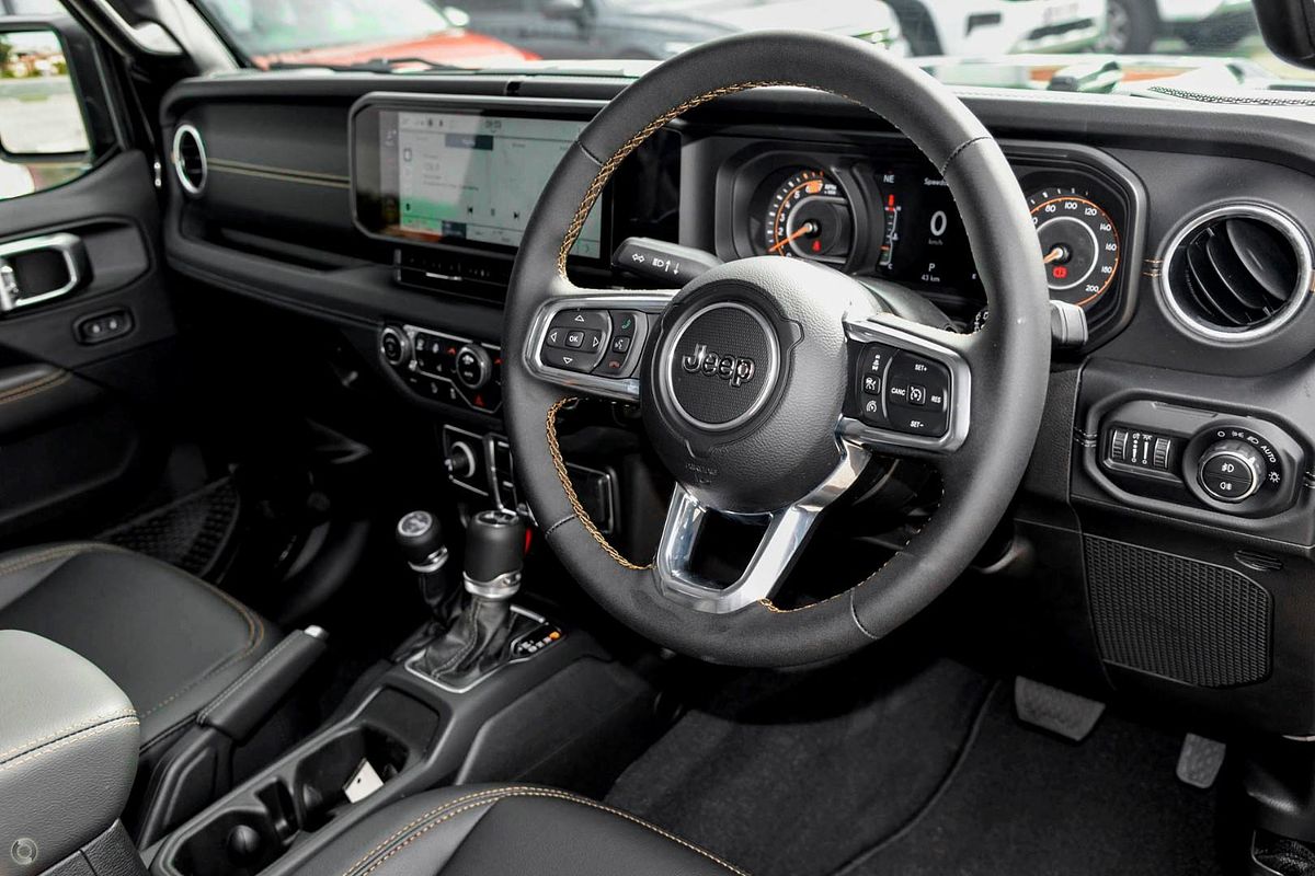 2024 Jeep Wrangler Unlimited Overland JL