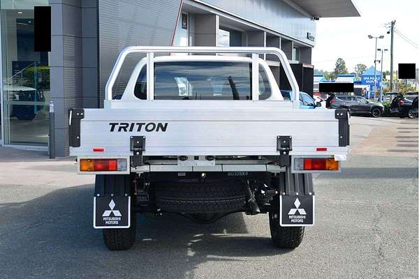 2023 Mitsubishi Triton GLX MR 4X4