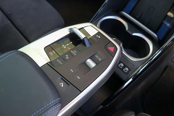 2024 BMW iX2 eDrive20 M Sport U10