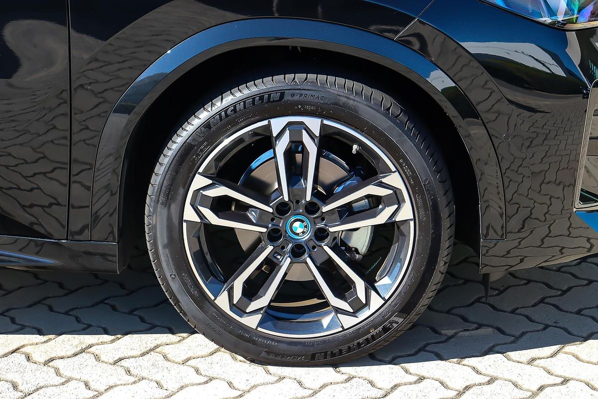 2024 BMW iX2 eDrive20 M Sport U10