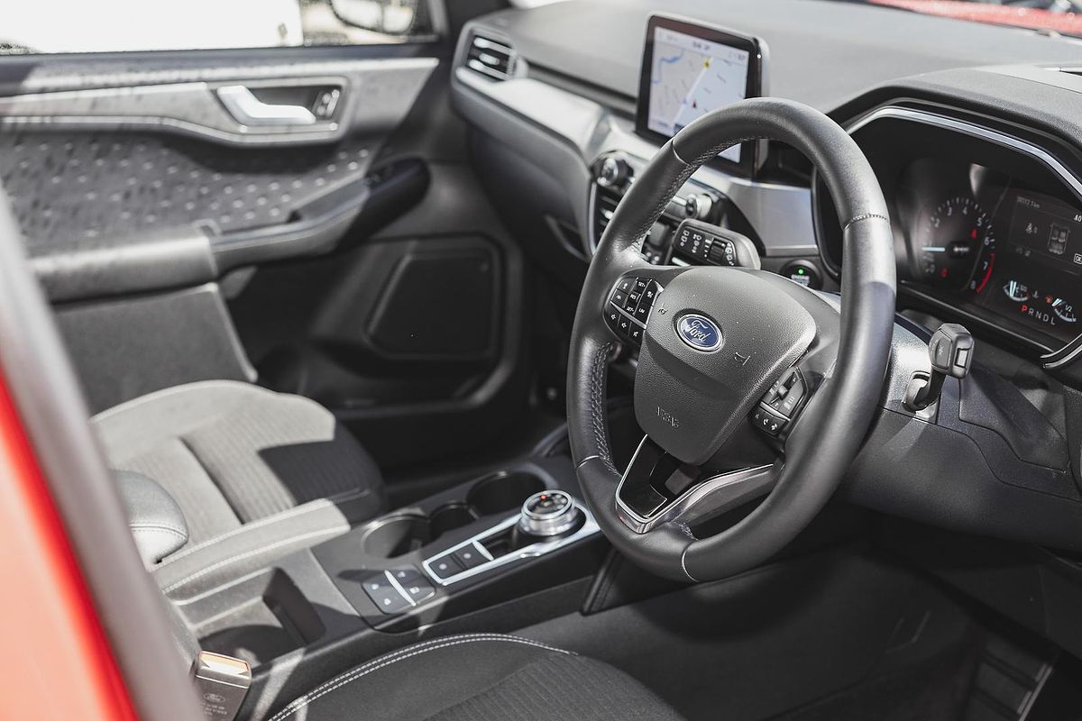 2020 Ford Escape ZH
