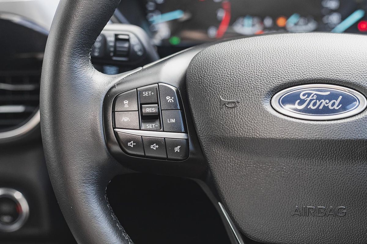 2020 Ford Escape ZH