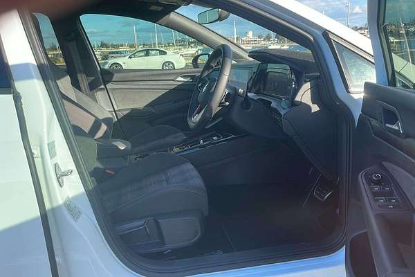 2022 Volkswagen Golf GTI 8