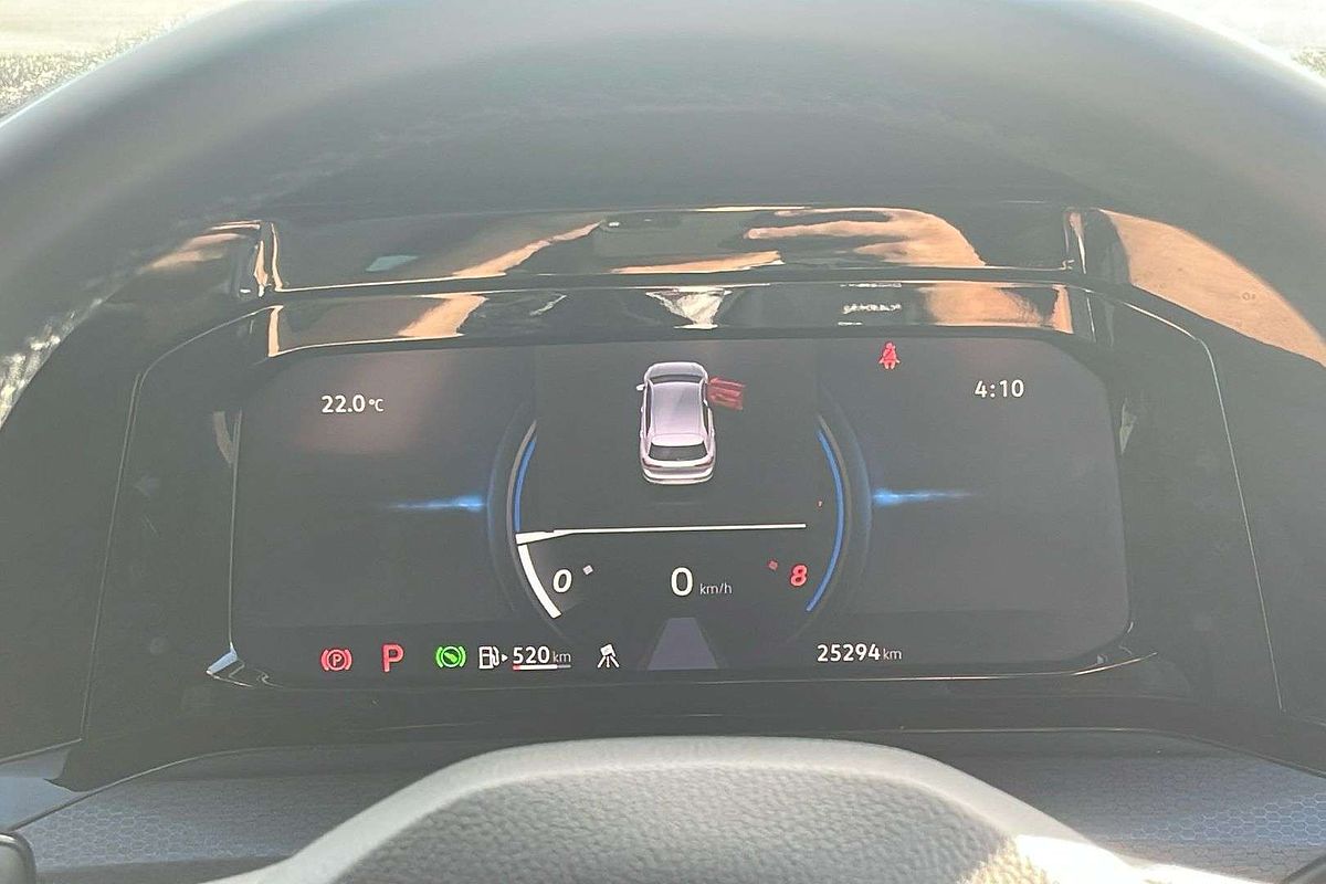 2022 Volkswagen Golf GTI 8