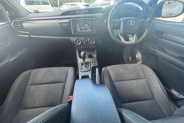 2020 Toyota Hilux
