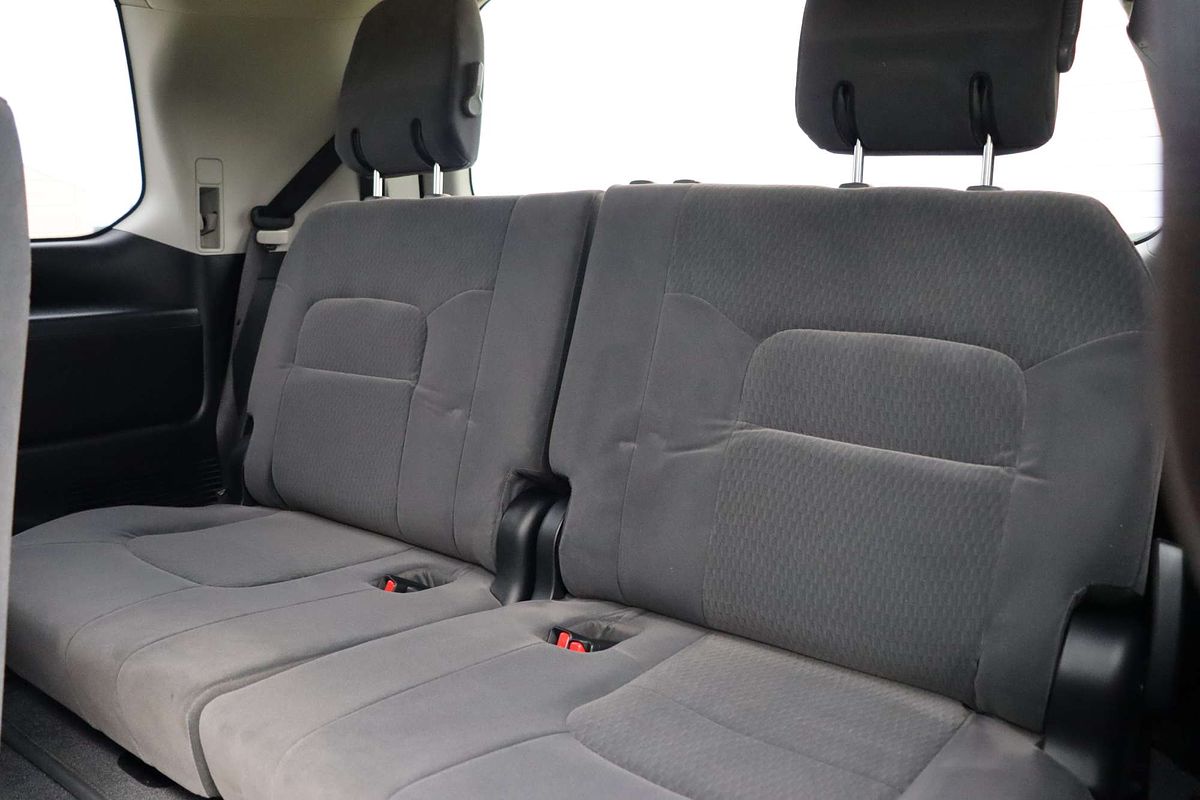 2019 Toyota Landcruiser GXL URJ202R