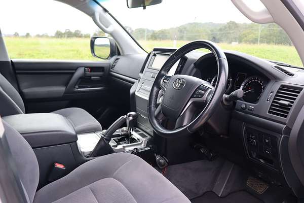2019 Toyota Landcruiser GXL URJ202R