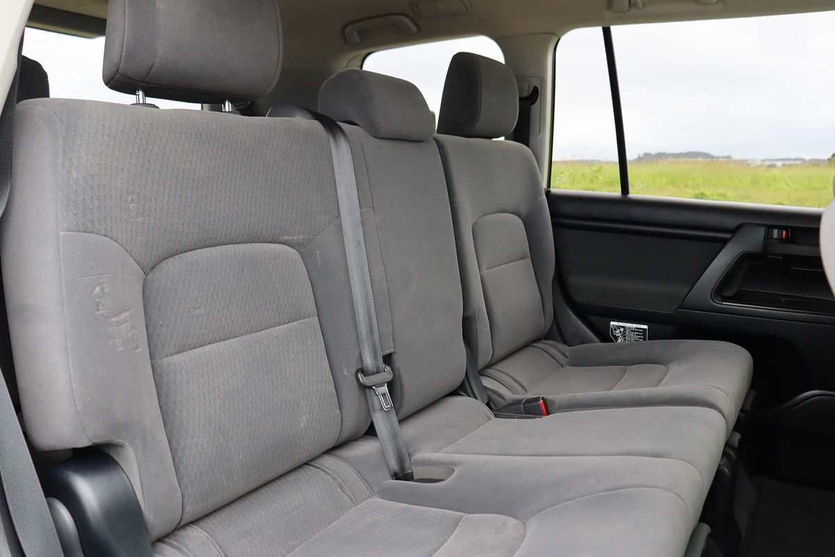 2019 Toyota Landcruiser GXL URJ202R