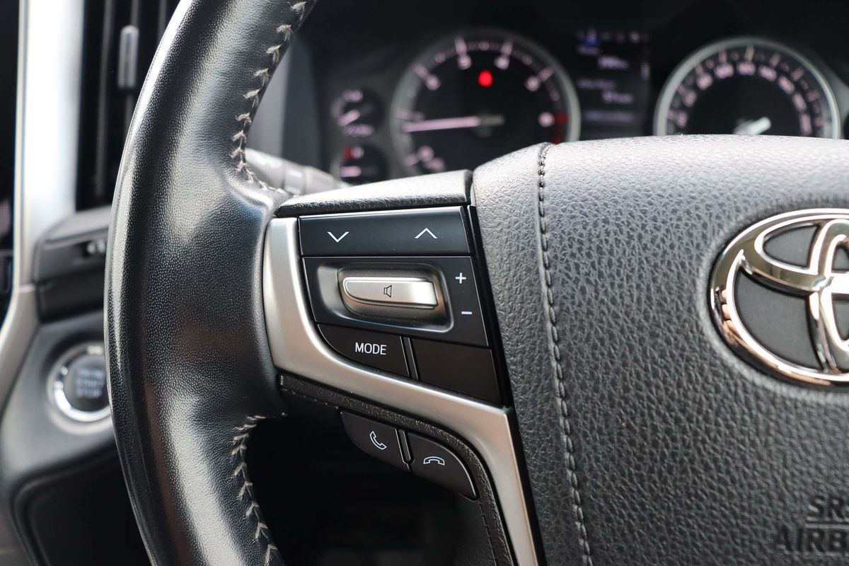 2019 Toyota Landcruiser GXL URJ202R