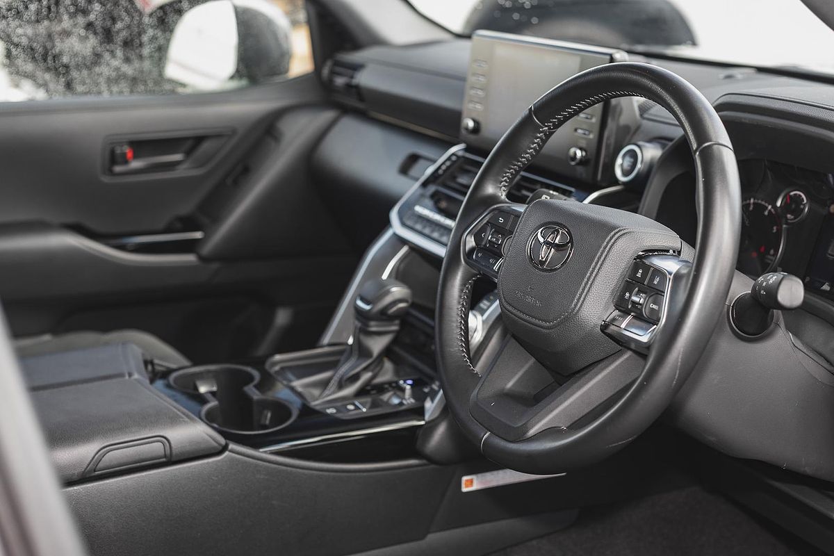 2022 Toyota Landcruiser GXL FJA300R