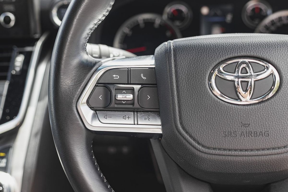 2022 Toyota Landcruiser GXL FJA300R