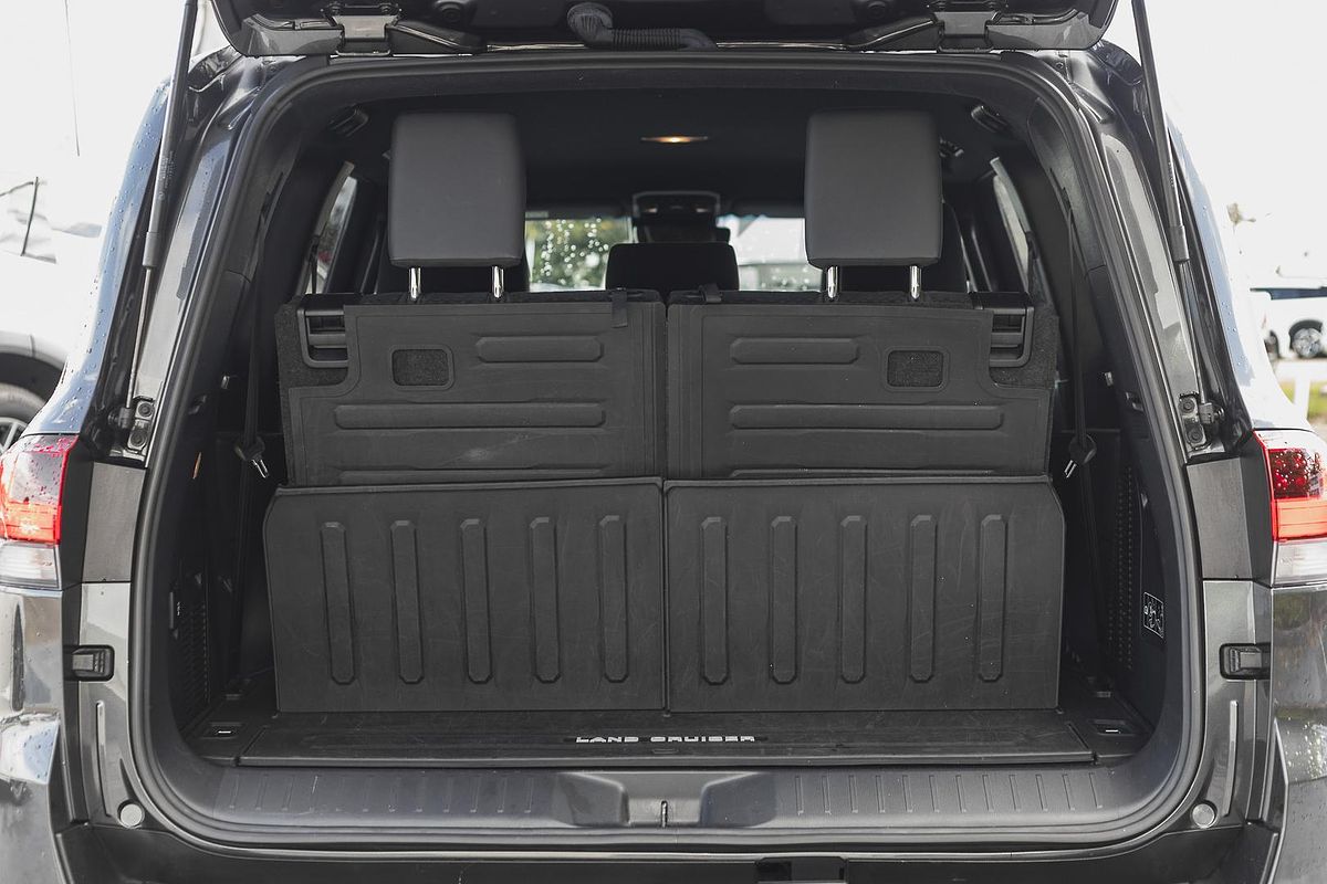 2022 Toyota Landcruiser GXL FJA300R