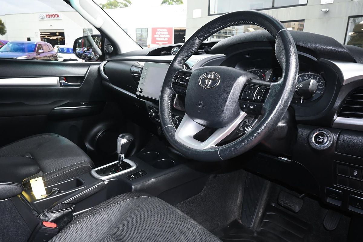 2020 Toyota Hilux SR5 GUN126R 4X4