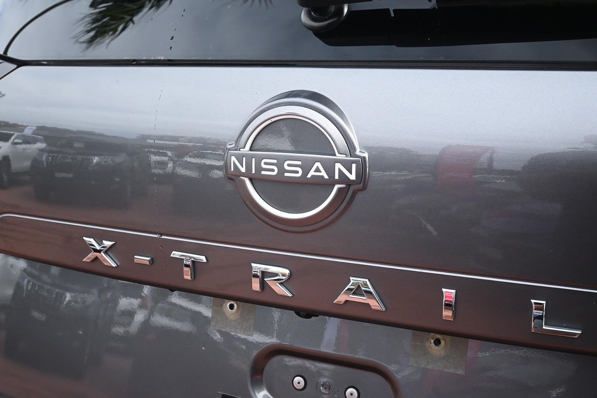 2023 Nissan X-TRAIL ST-L T33