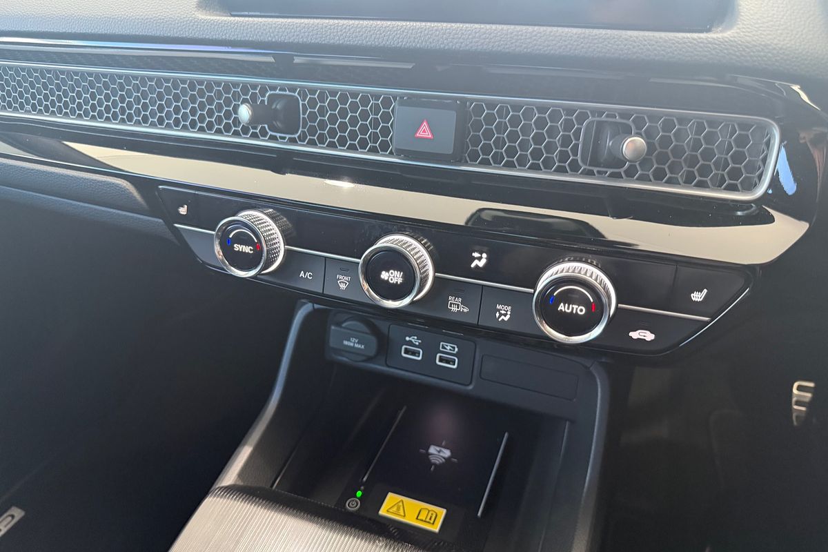 2022 Honda Civic VTi LX 11th Gen