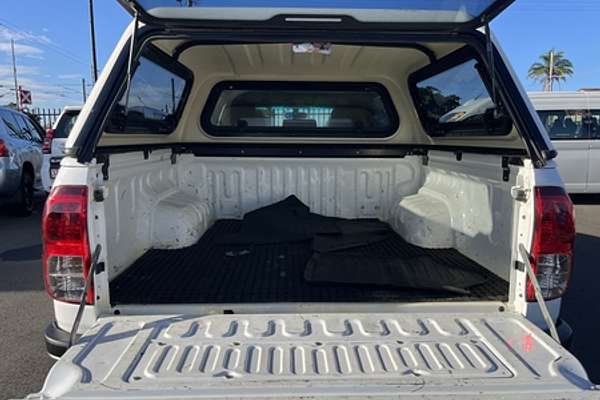2017 Toyota Hilux SR GUN126R 4X4