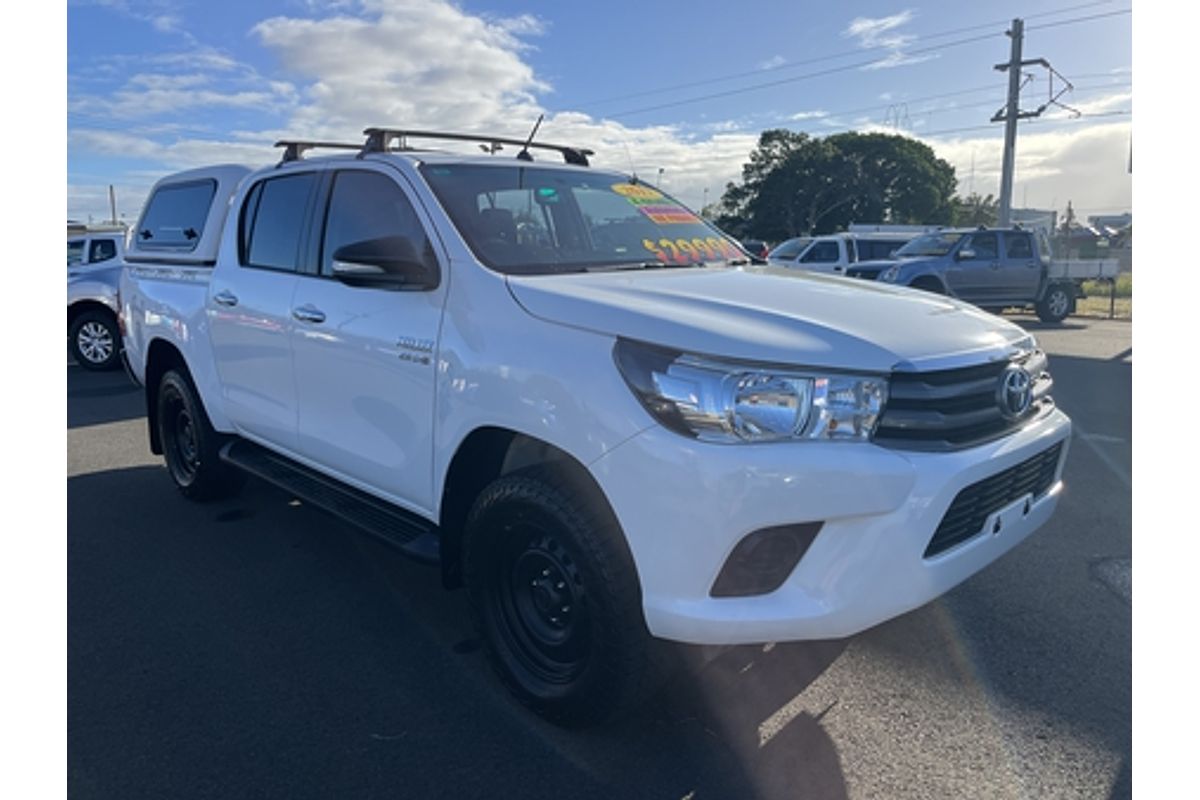 2017 Toyota Hilux SR GUN126R 4X4