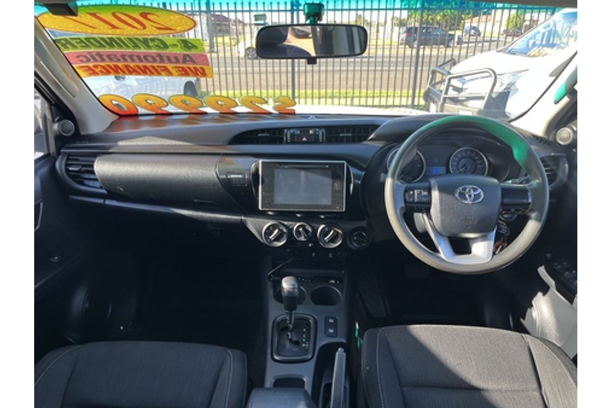 2017 Toyota Hilux SR GUN126R 4X4